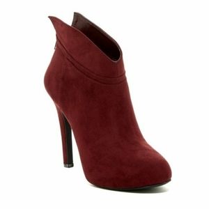 LAST CHANCE NWT Jessica Simpson Red Ankle Boot 6